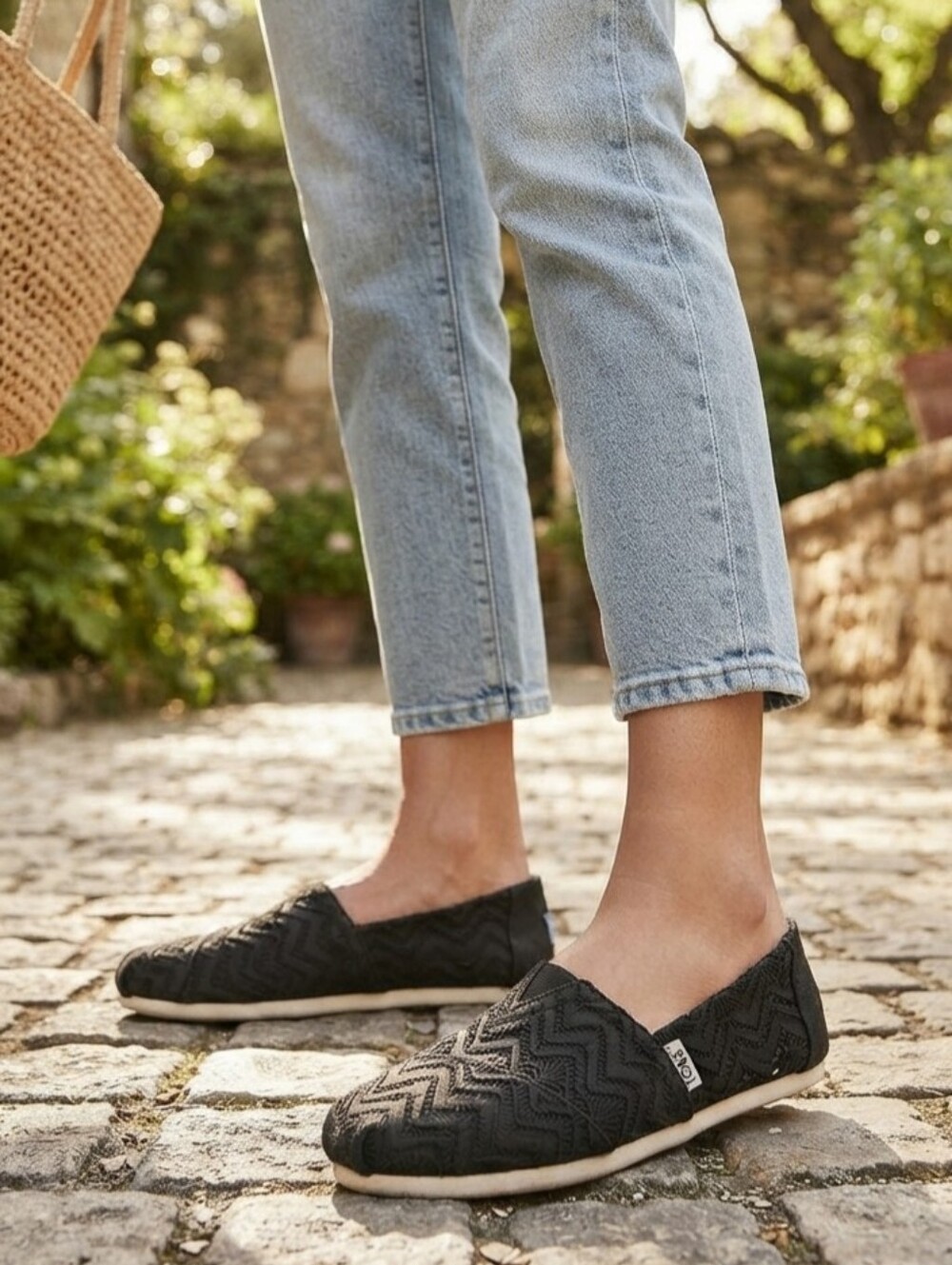 TOMS Chevron Lace Shoes